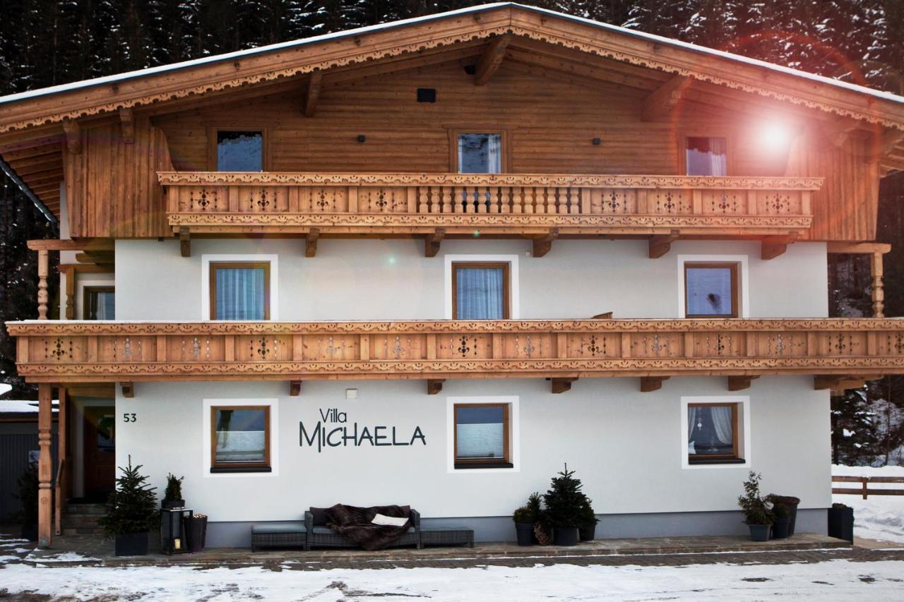 Villa Michaela Герлос Екстериор снимка